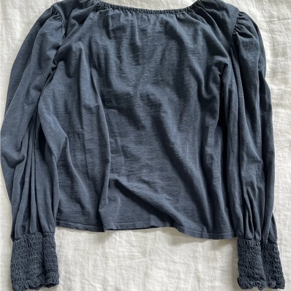 Velvet by Graham and Spencer women’s top size XS - Picture 2 of 3